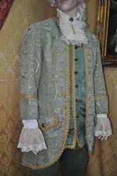 Costume