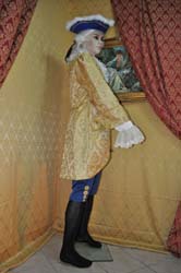 Costume