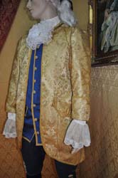 Costume
