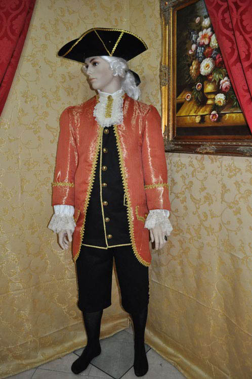 Costume