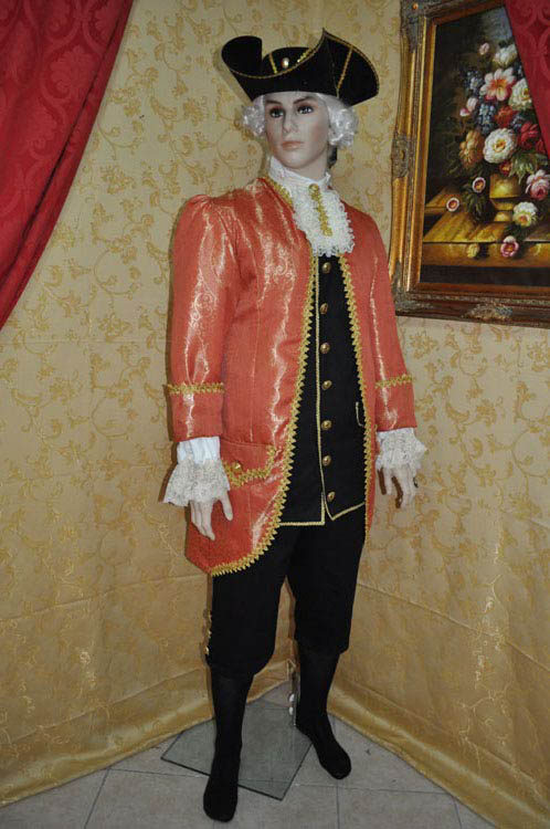 Costume