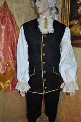 Costume