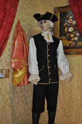 Costume