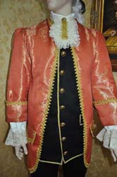 Costume