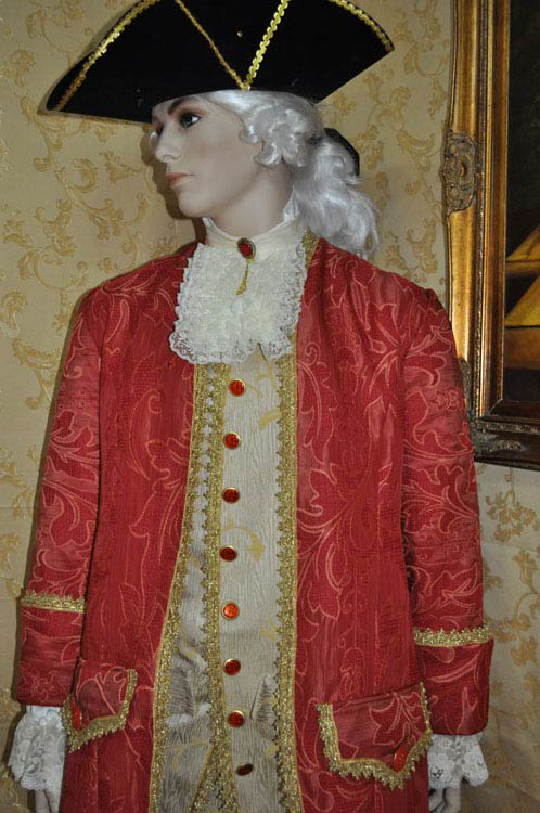 Costume