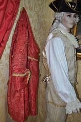 Costume