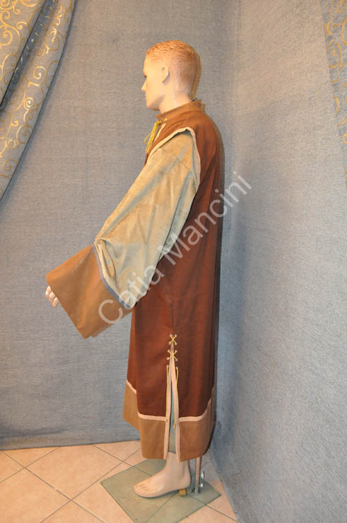 Abiti-medievali-cavalieri (6)