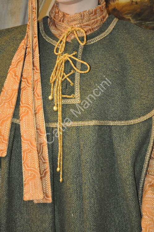 Vestito-Cavaliere-del-Medioevo (13)