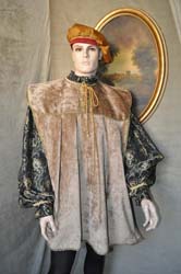 Costume-Storico-Medievale (1)