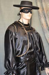 Costume di Carnevale Cavaliere Nero (10)