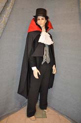 Costume Teatrale Conte Dracula (2)