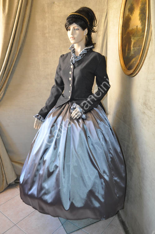 Costume-Coloniale-Donna-1800